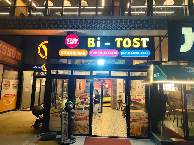 Bi Tost Vitamin Kafe