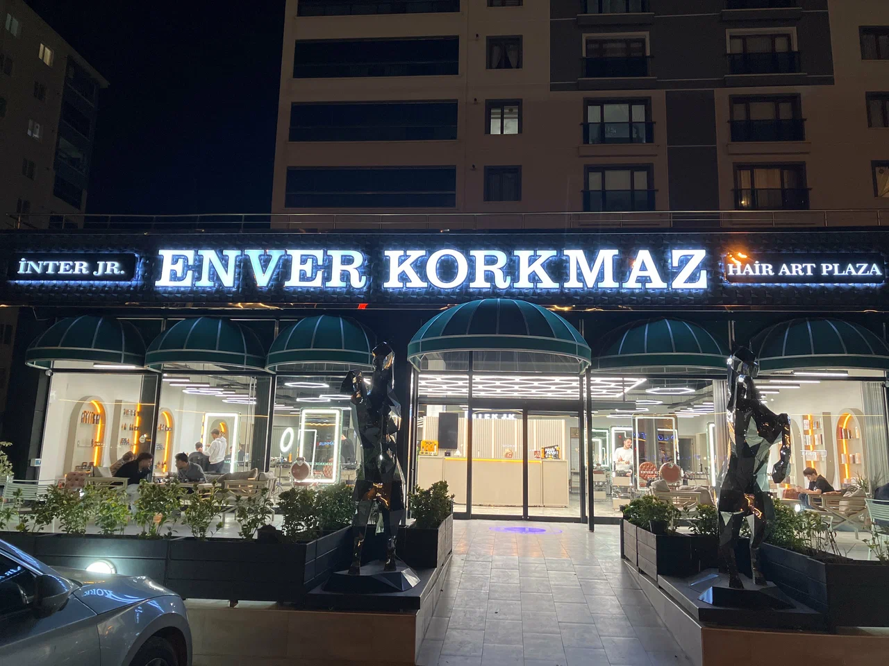 Enver Korkmaz Saç Tasarım